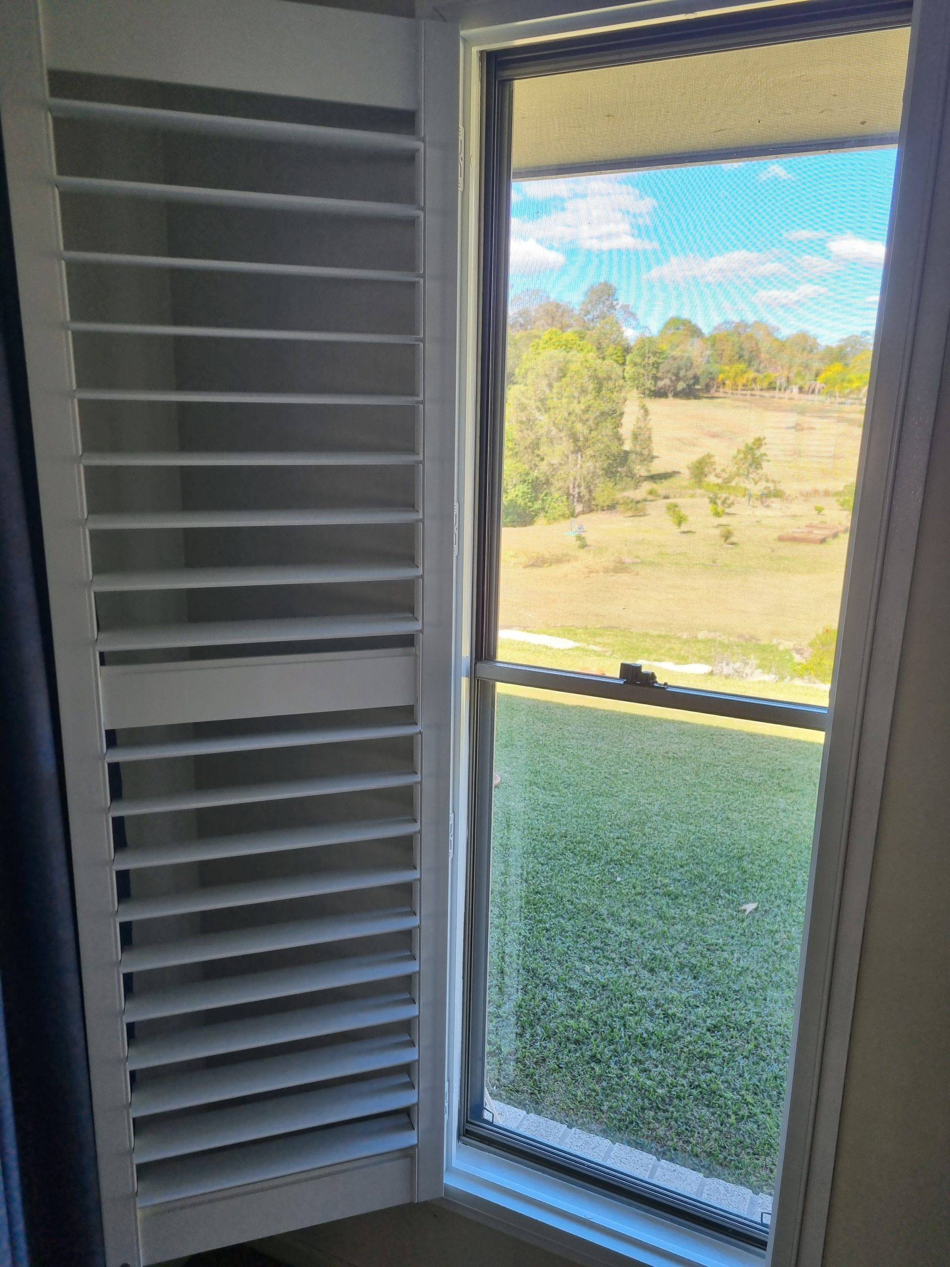 the friendlies blinds